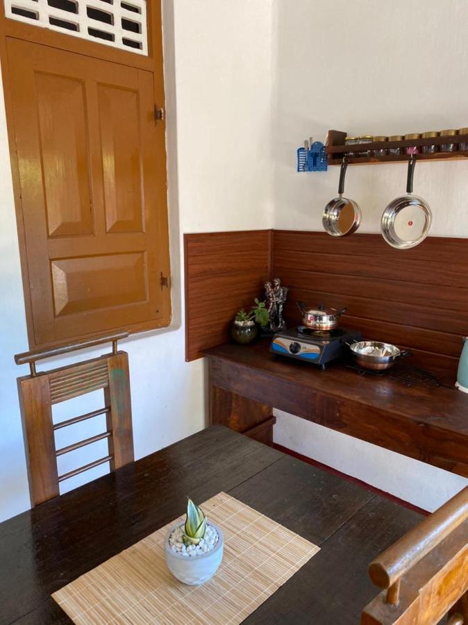 Ami Place Rooms With Kitchen 히카두와 외부 사진